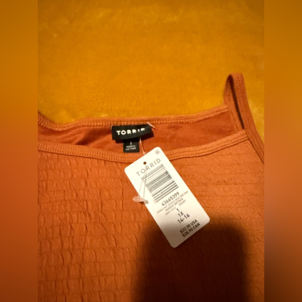 Torrid goddess neck crop top - Picture 3 of 8